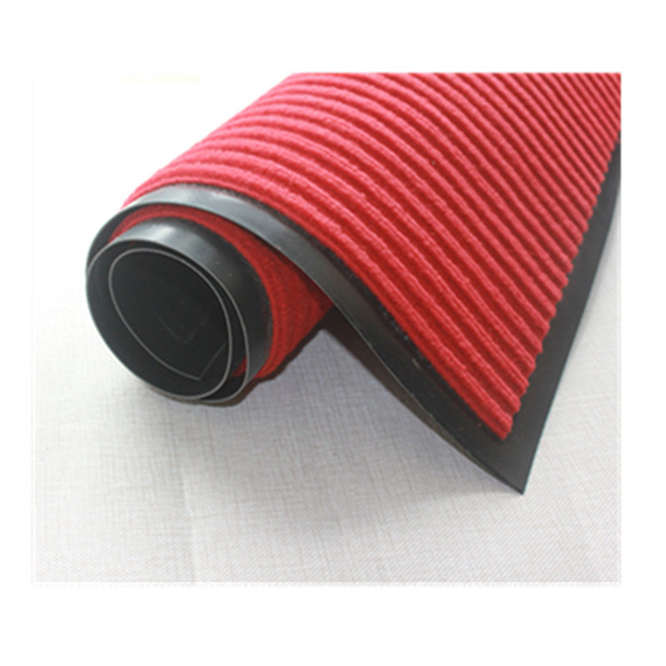 Ribbed Carpet Roll