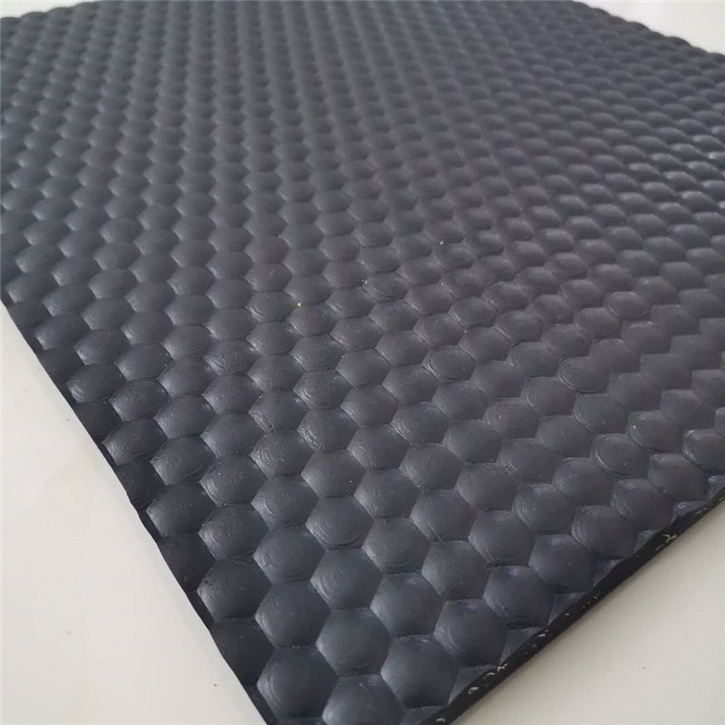 12MM Thick Durable Pig Rubber Mat Wean to Finish Mat Manger Mat