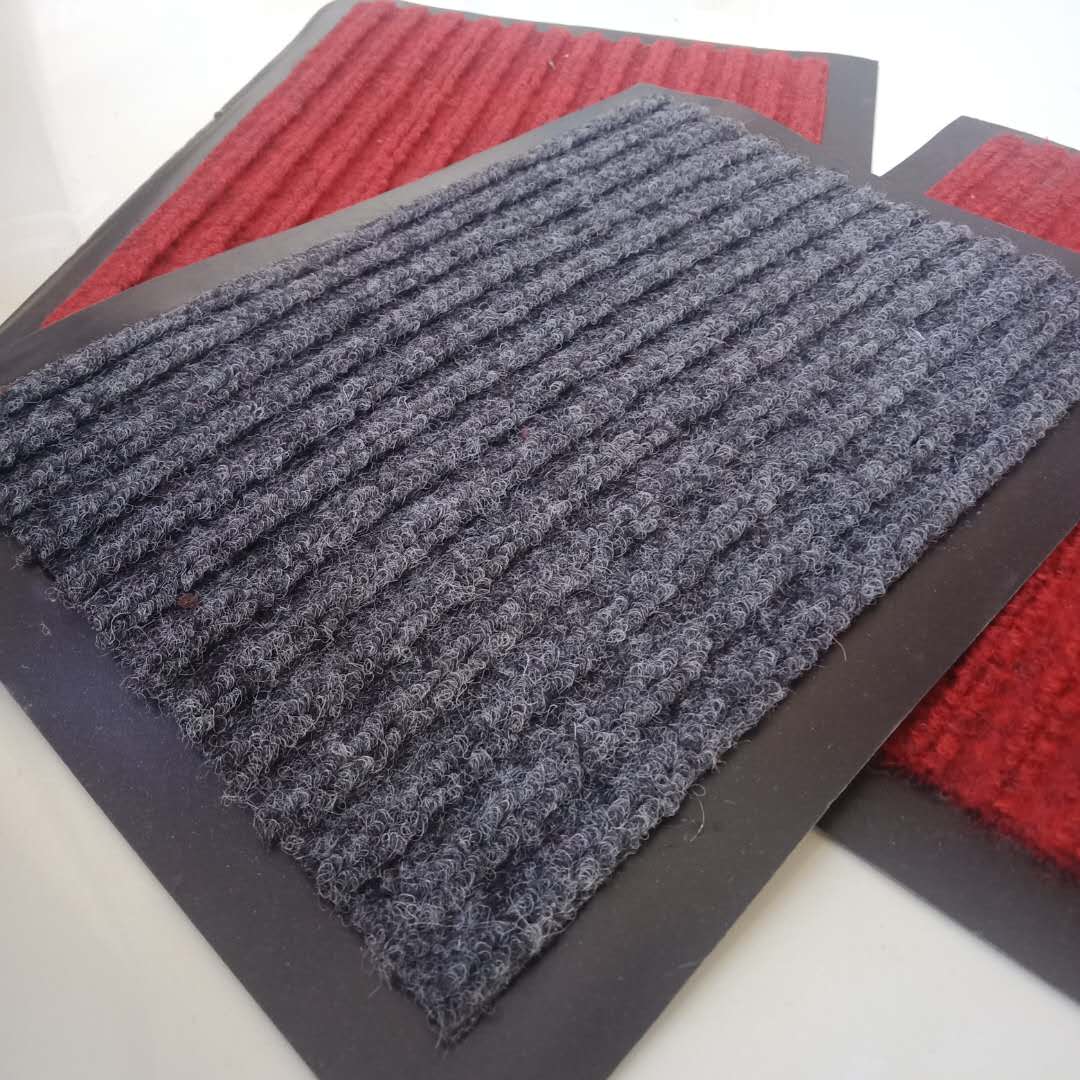 Ribbed/Stripe Door Mat